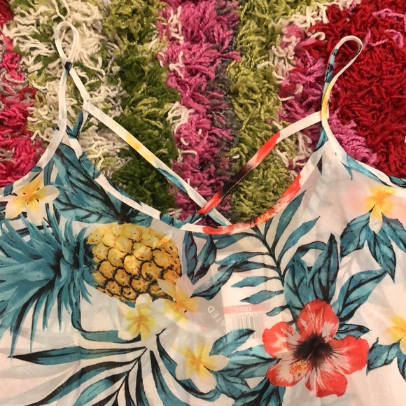 Beach Coverup - Picture 4 of 12